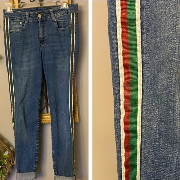 Zara Trafaluc Denimwear Red Green Side Varsity Stripe Jeans Womens 2 Frayed Hem - Picture 2 of 12